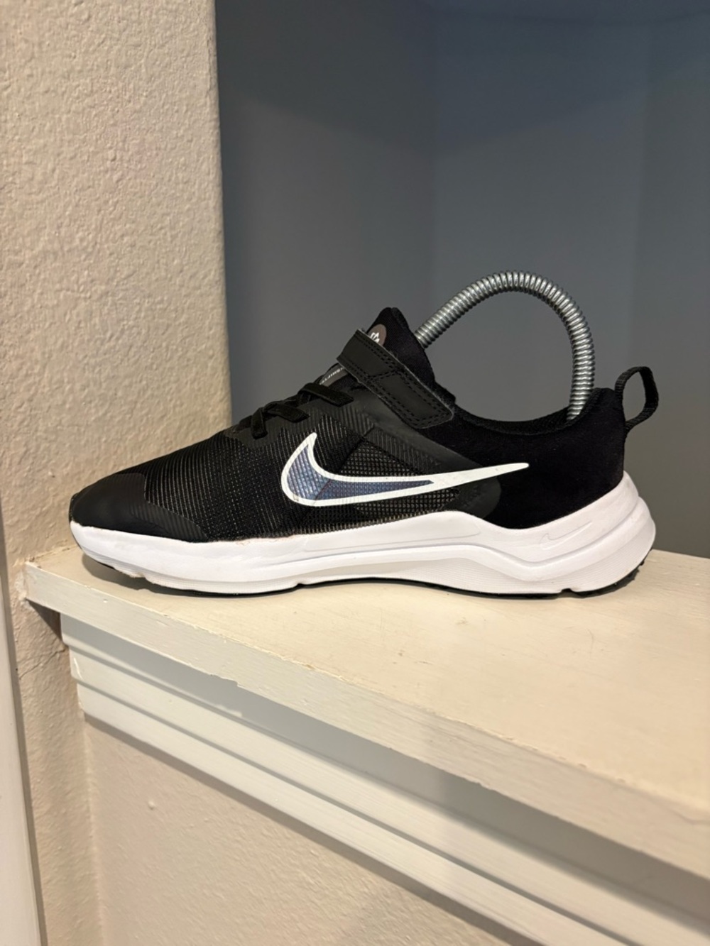 Nike Downshifter 12 NN TDV Kids Black White Shoes DM4193-003 Youth Size 3Y - Picture 3 of 9